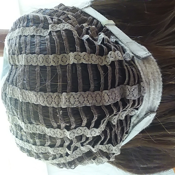 Wig - Picture 8 of 8